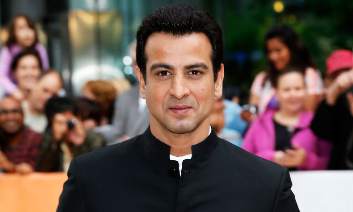 Ronit Roy says ‘’Thali Banging’’ Is Done, Time To Focus On More ‘Pressing Matters’; Feed Those Who Can’t Fend For Themselves