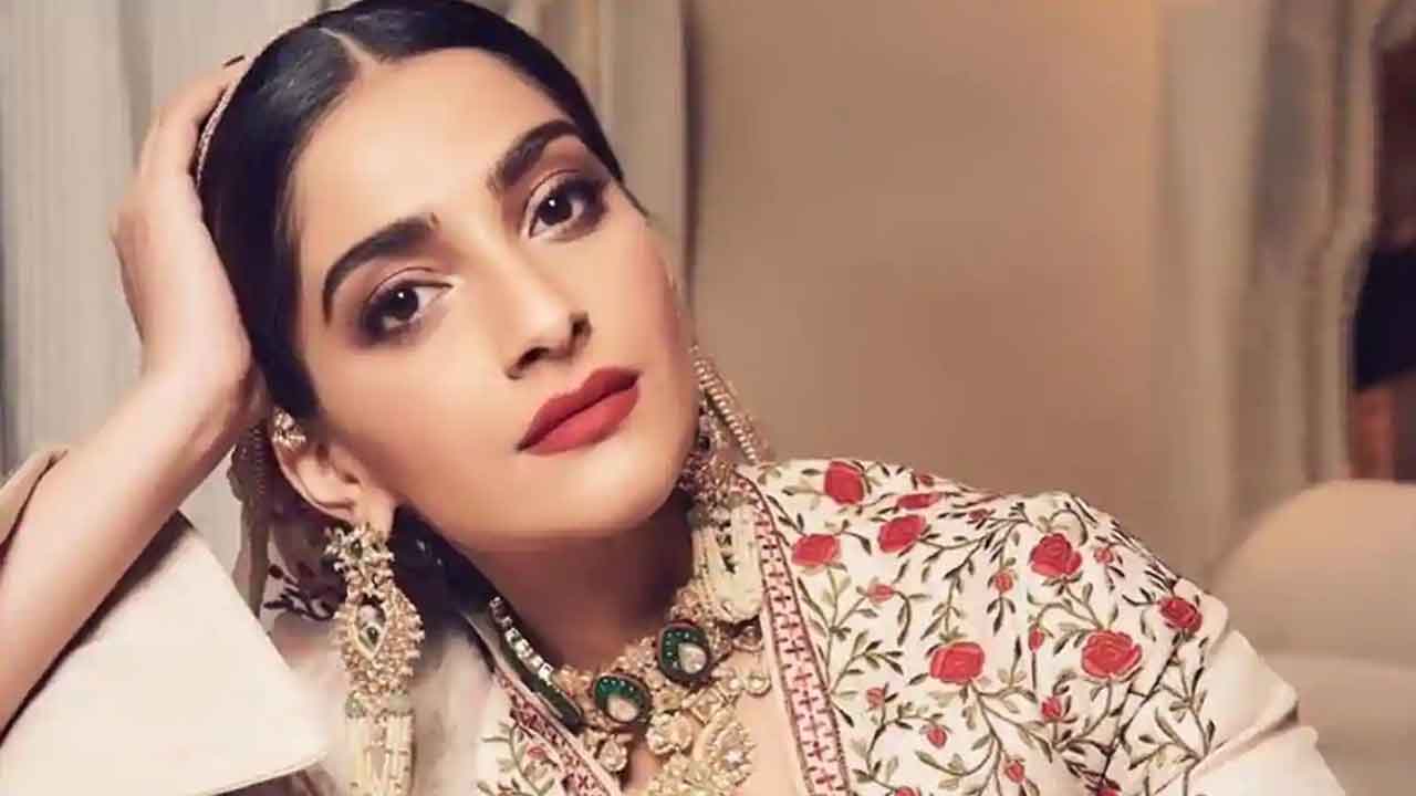 On 35th birthday of Sonam Kapoor watch her films on Amazon Prime Video