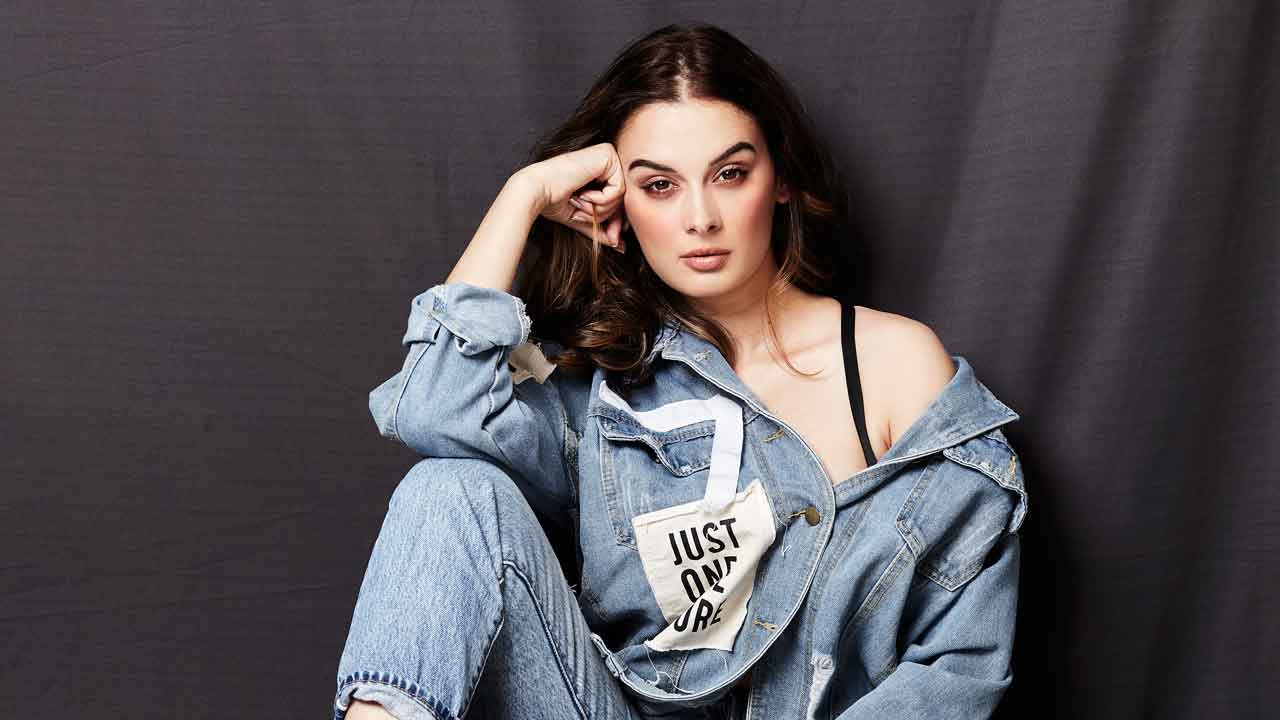 Evelyn Sharma’s “BIG birthday surprise giveaway”