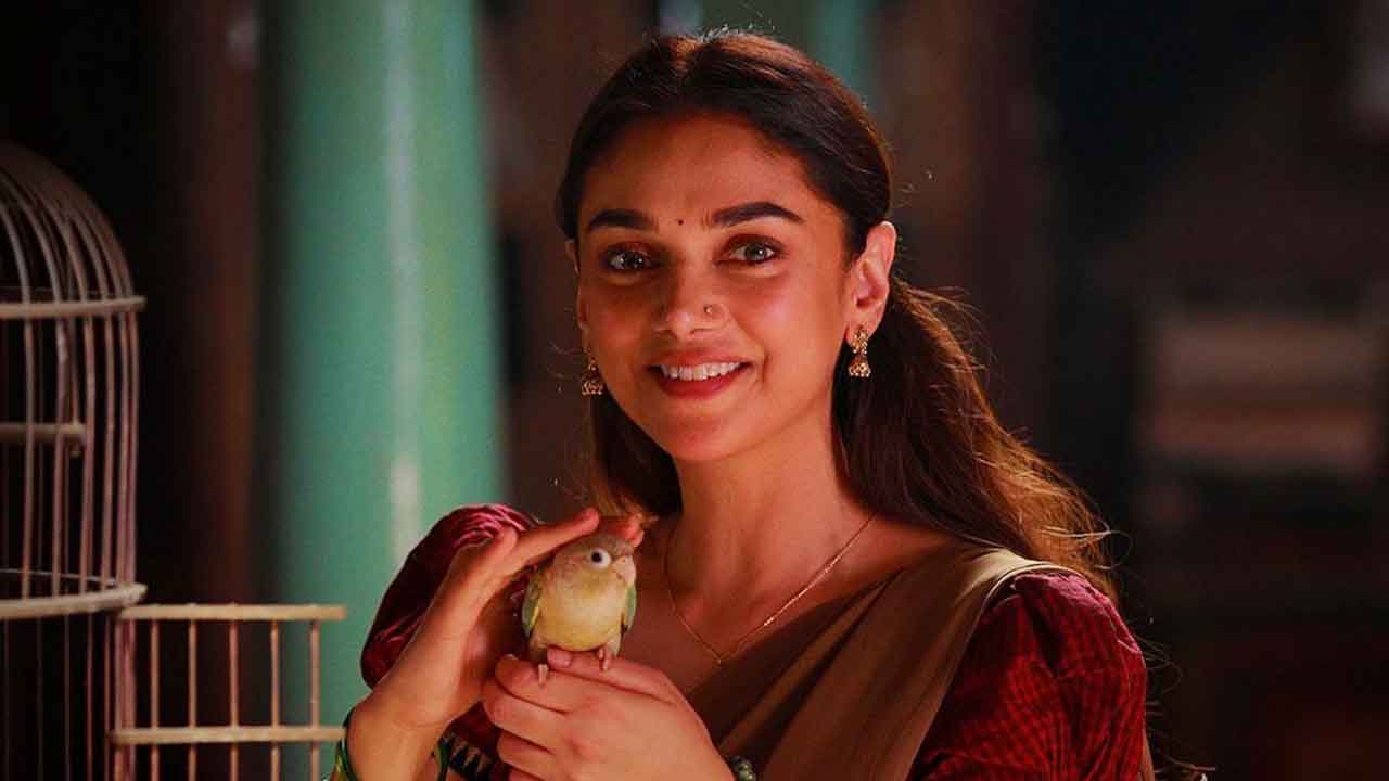 “I wanted to do something with innocent purity and eternal simplicity” says Aditi Rao Hydari about ‘Sufiyum Sujatayum’ role