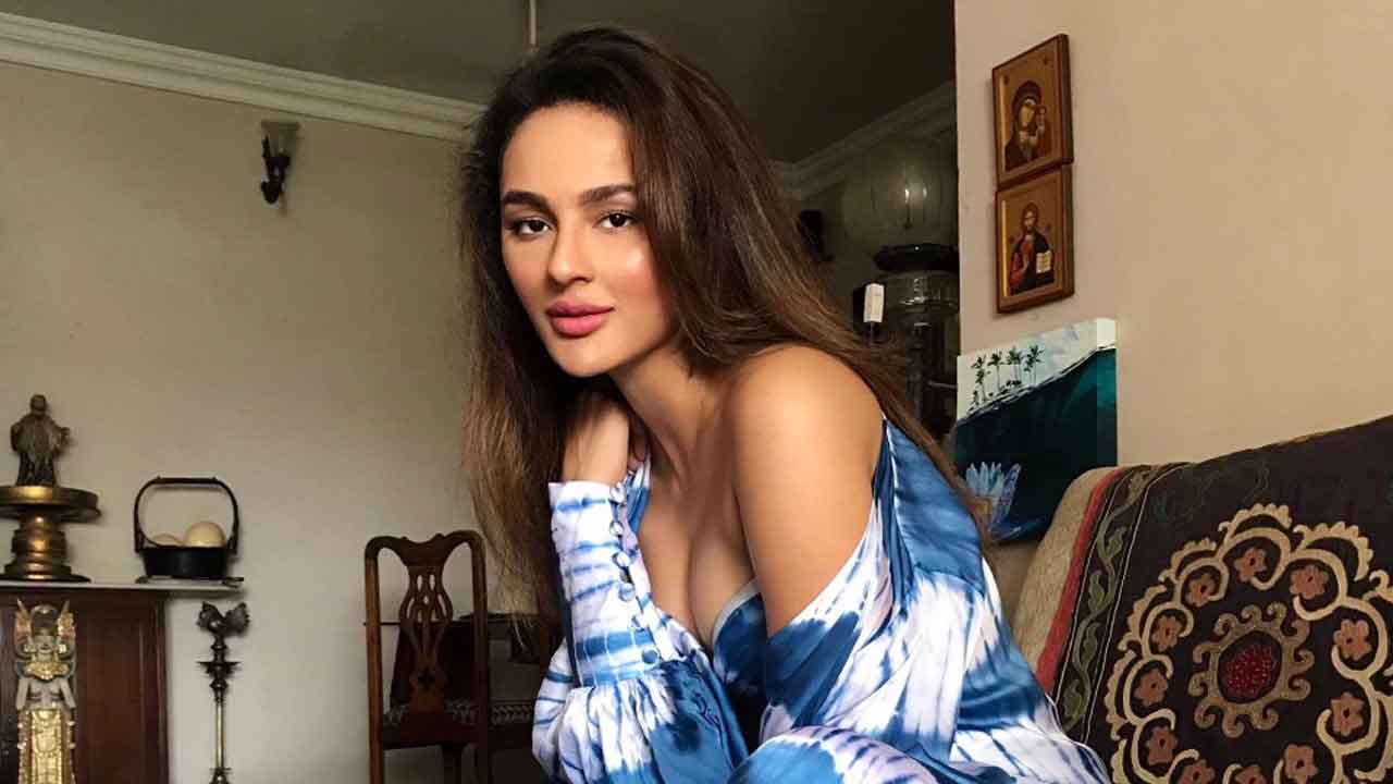 Seerat Kapoor flaunts her mesmerising looks