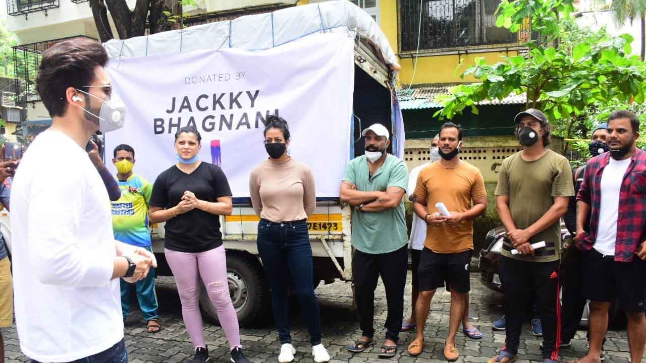 Jackky Bhagnani keeps intent of his motto high of artists first, helps 600 dancers