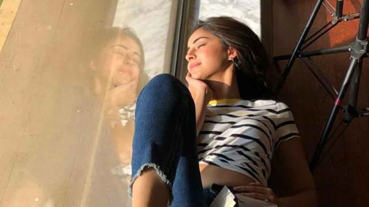 Ananya Panday indicates, ‘Only my reflection has been going out, during lockdown’