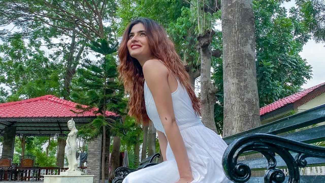 Karishma Sharma gets health conscious, embraces Plant-based diet