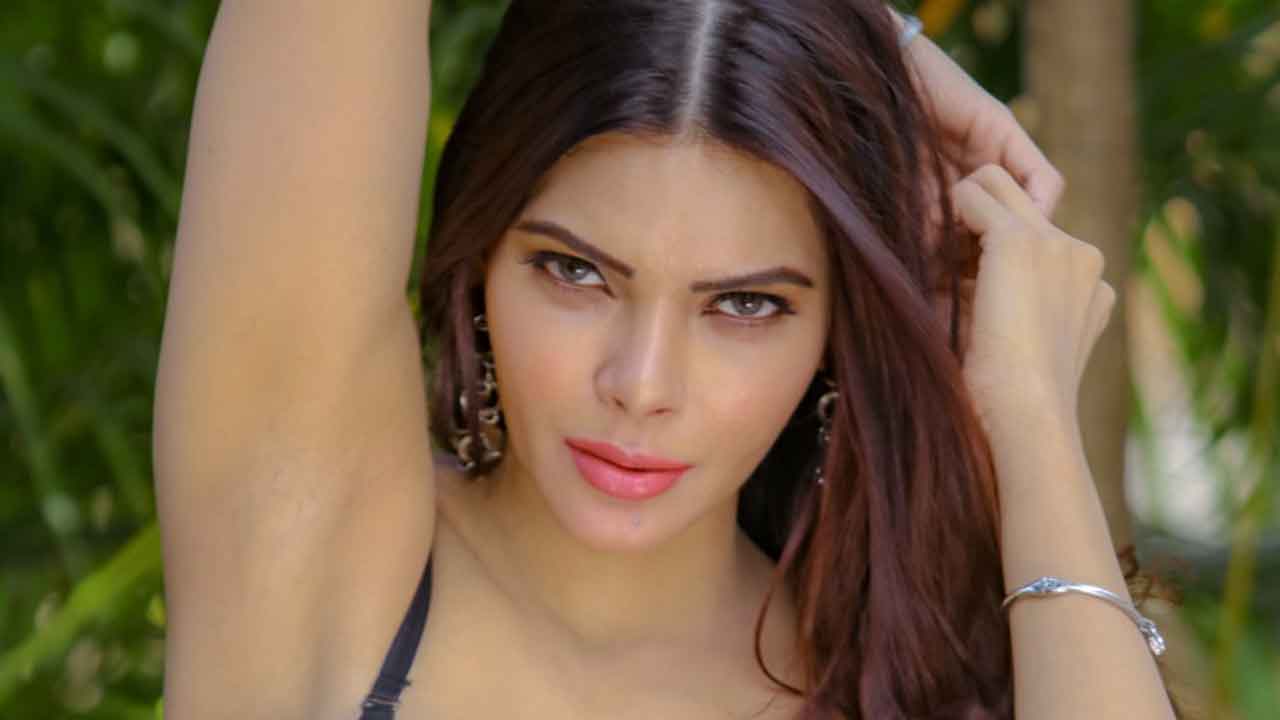 Sherlyn Chopra says, ” if you are addicted to yourself you don’t need any other drug”