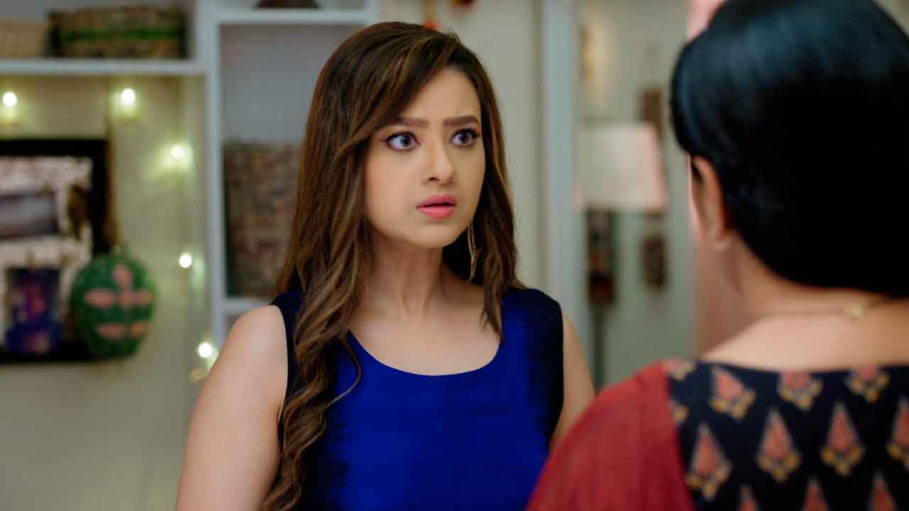 Anupamaa reprimands Kavya, asks her to leave the house