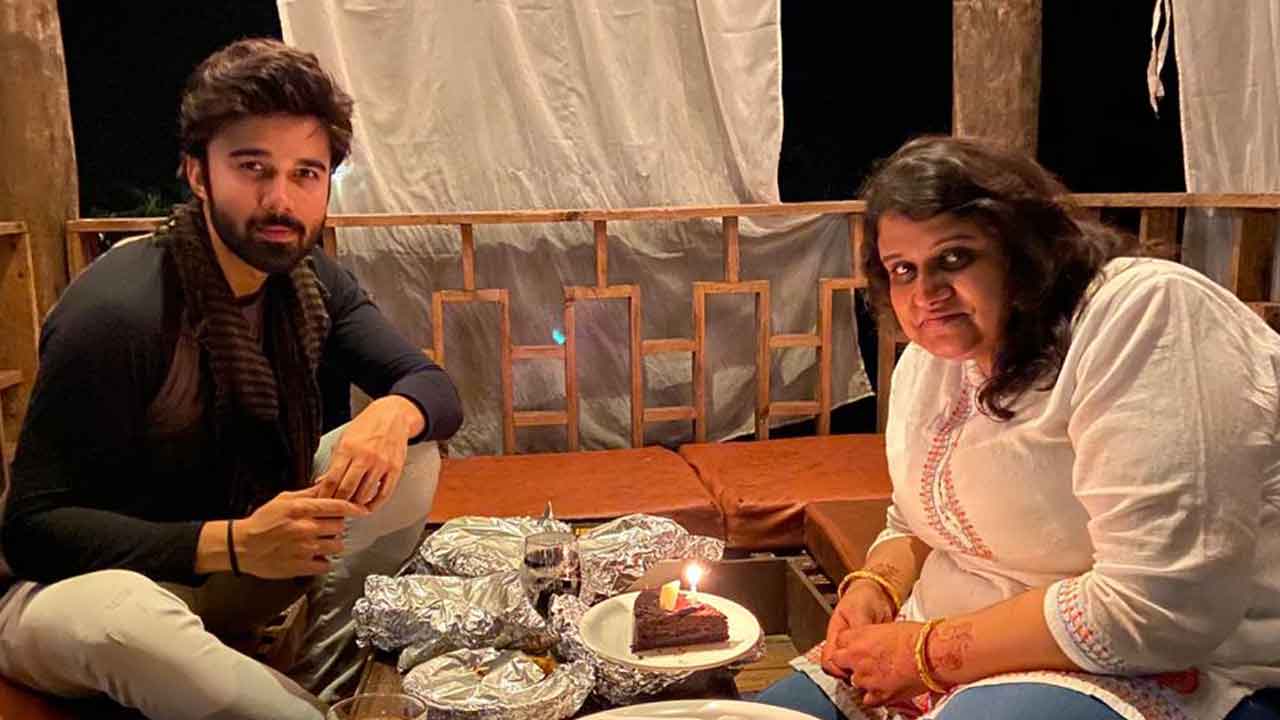 Shakti-Astitva Ke Ehsaas Ki star Avinash Mukherjee celebrates Mom’s birthday in Goa