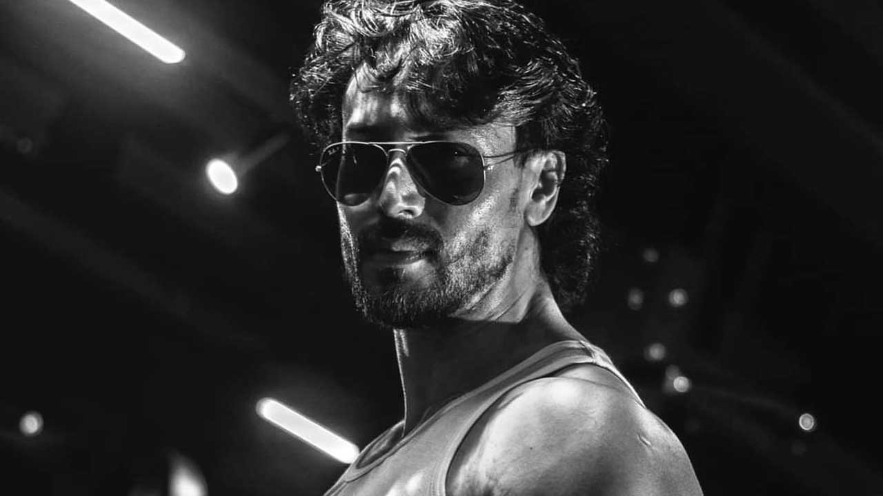 Tiger Shroff’s uber cool, grungy avatar in action thriller ‘Ganapath’