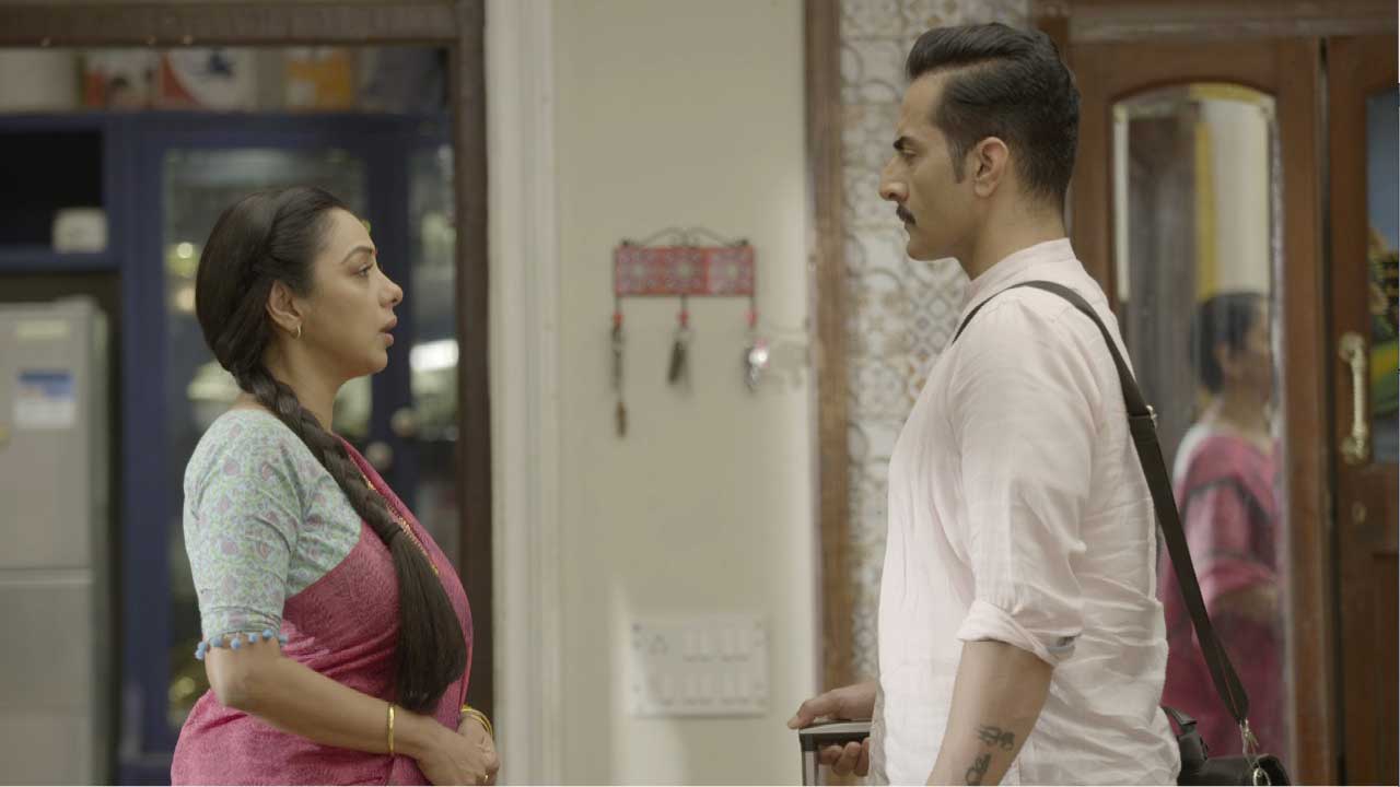 Vanraj challenges Anupamaa to run the house without his support!