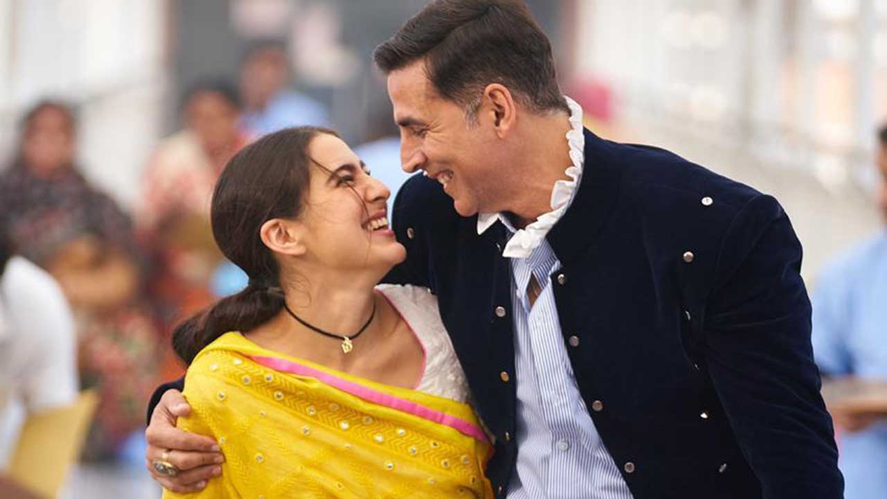 Akshay-Sara’s chemistry oozing out of this picture from ‘Atrangi Re’!