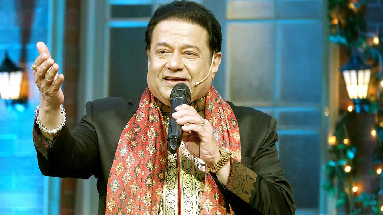 Anup Jalota promotes ‘Satya Sai Baba’ on ‘The Kapil Sharma Show’!