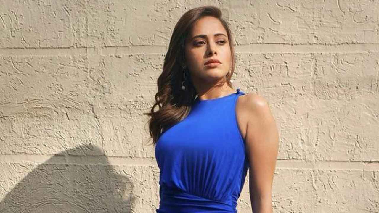 In a sizzling royal blue attire, Nushrratt Bharuccha sets the internet on fire