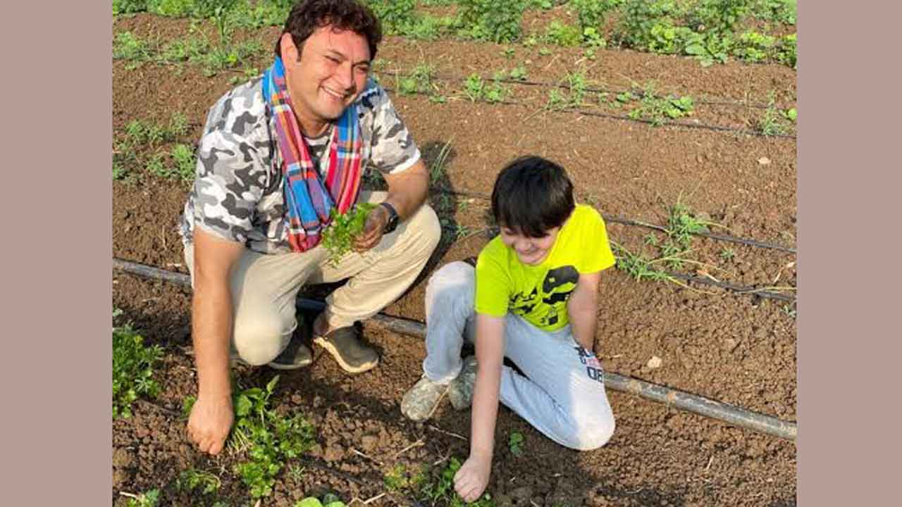 Rajesh Kumar spends time with his son at his farm!