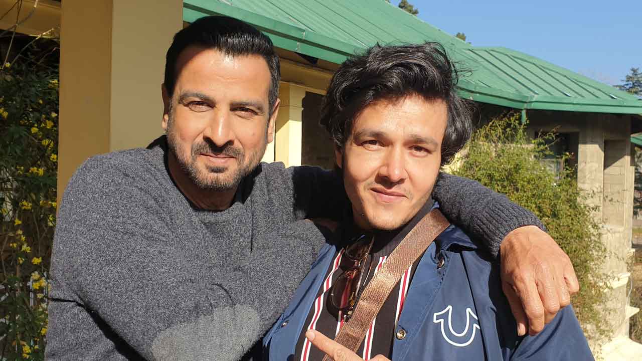 Actor Aniruddh Dave says, ‘Directing Ronit Roy for this series is a memorable experience’