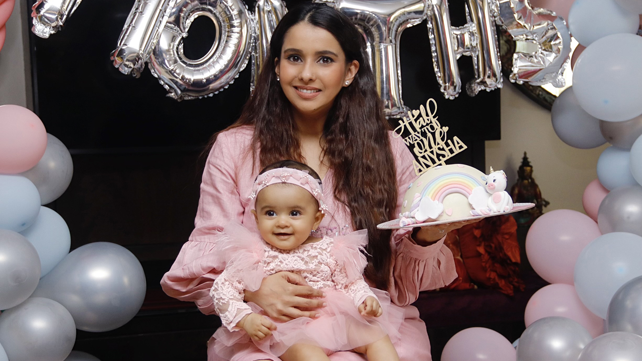 Pranitaa Pandit celebrated her daughter Anysha