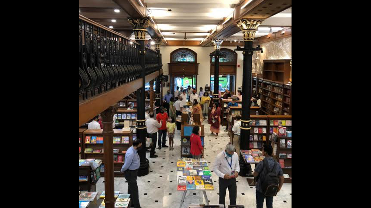 Bibliophiles’ favourite Kitab Khana reopens on its 10th anniversary!