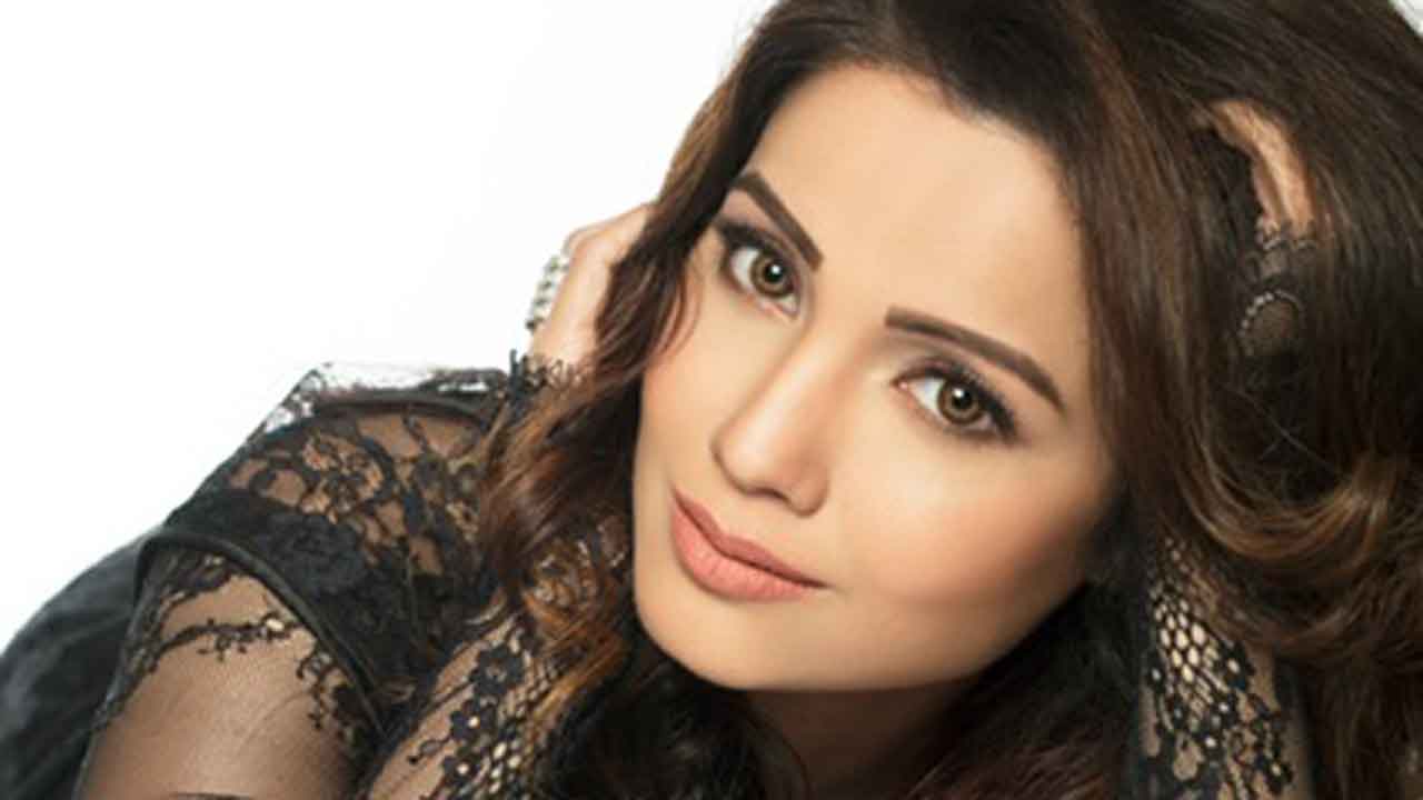 Not answerable to anyone, Adaa Khan is enjoying being single!