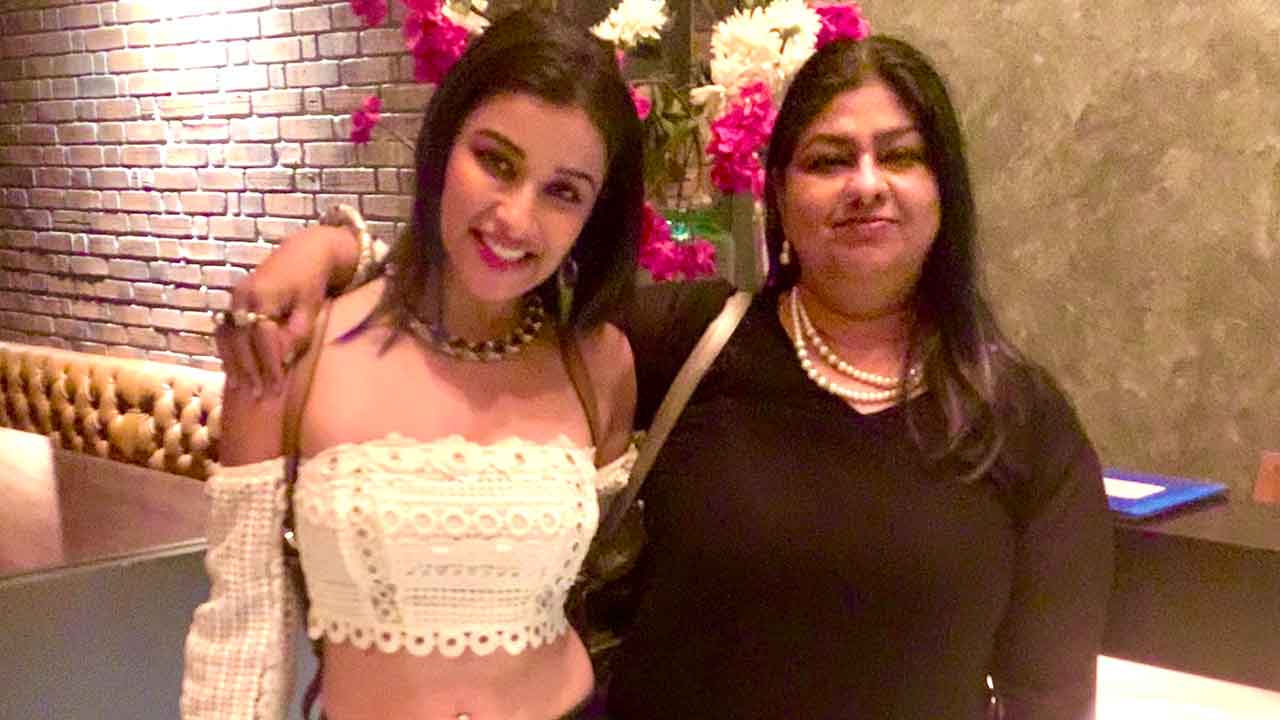 Actor by profession Nyra Banerjee is in awe of her multi talented mom Purnita Banerjee!
