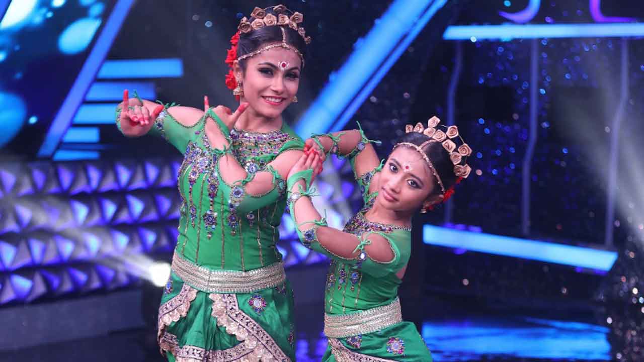 Contestant Pratiti, her mother and a judge dance on ‘Piya Tose Naina’in ‘SD-C4’!