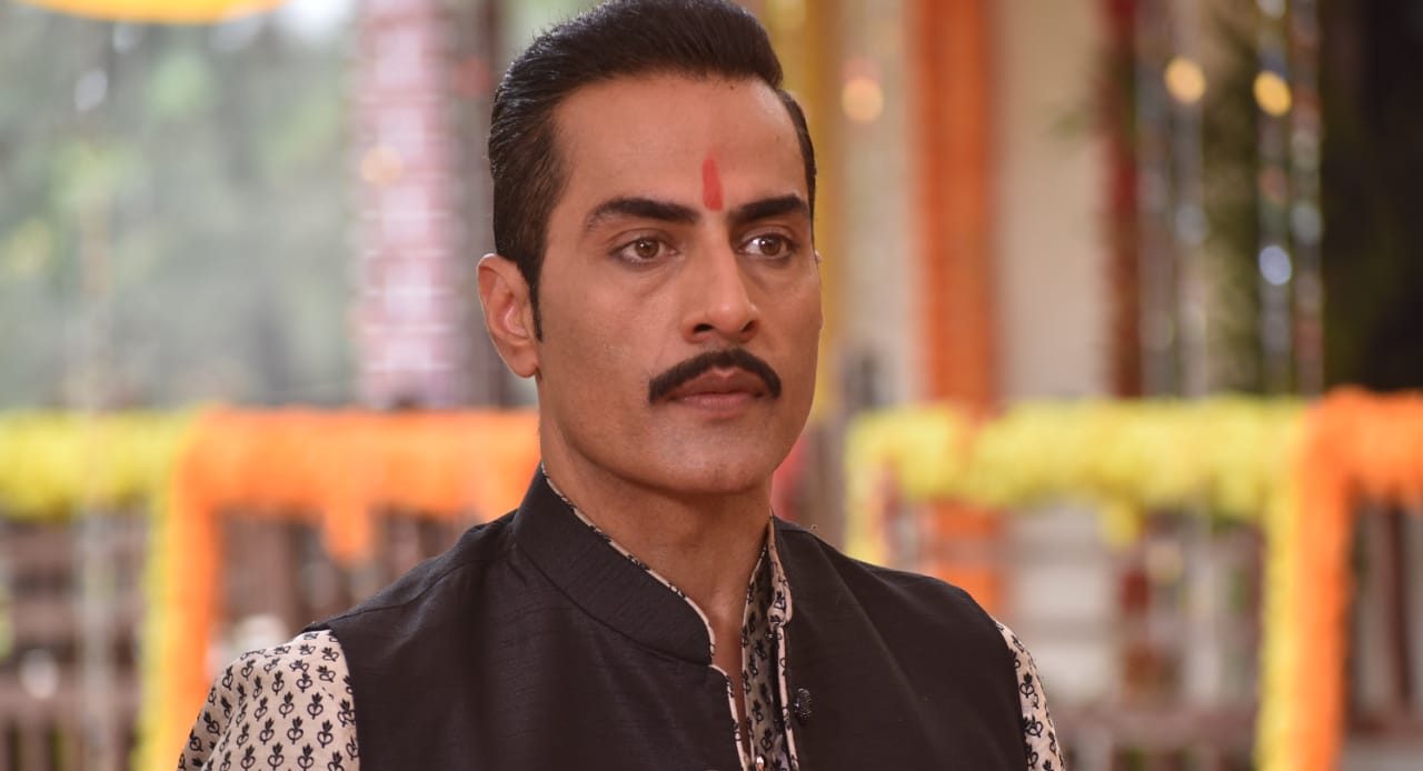 In ‘Anupamaa’, Vanraj is mighty angry with whatever Kavya has been doing of late!