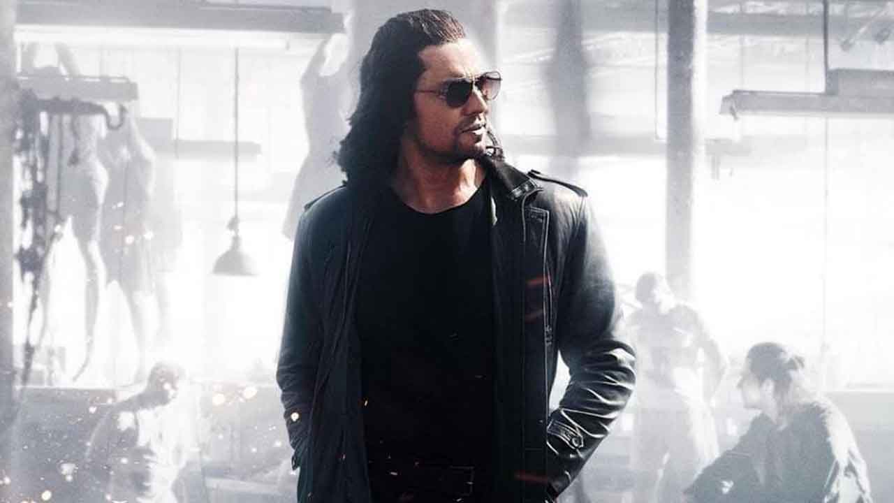 Randeep Hooda’s perfect villain look from ‘Radhe:Your Most Wanted Bhai’ is out!