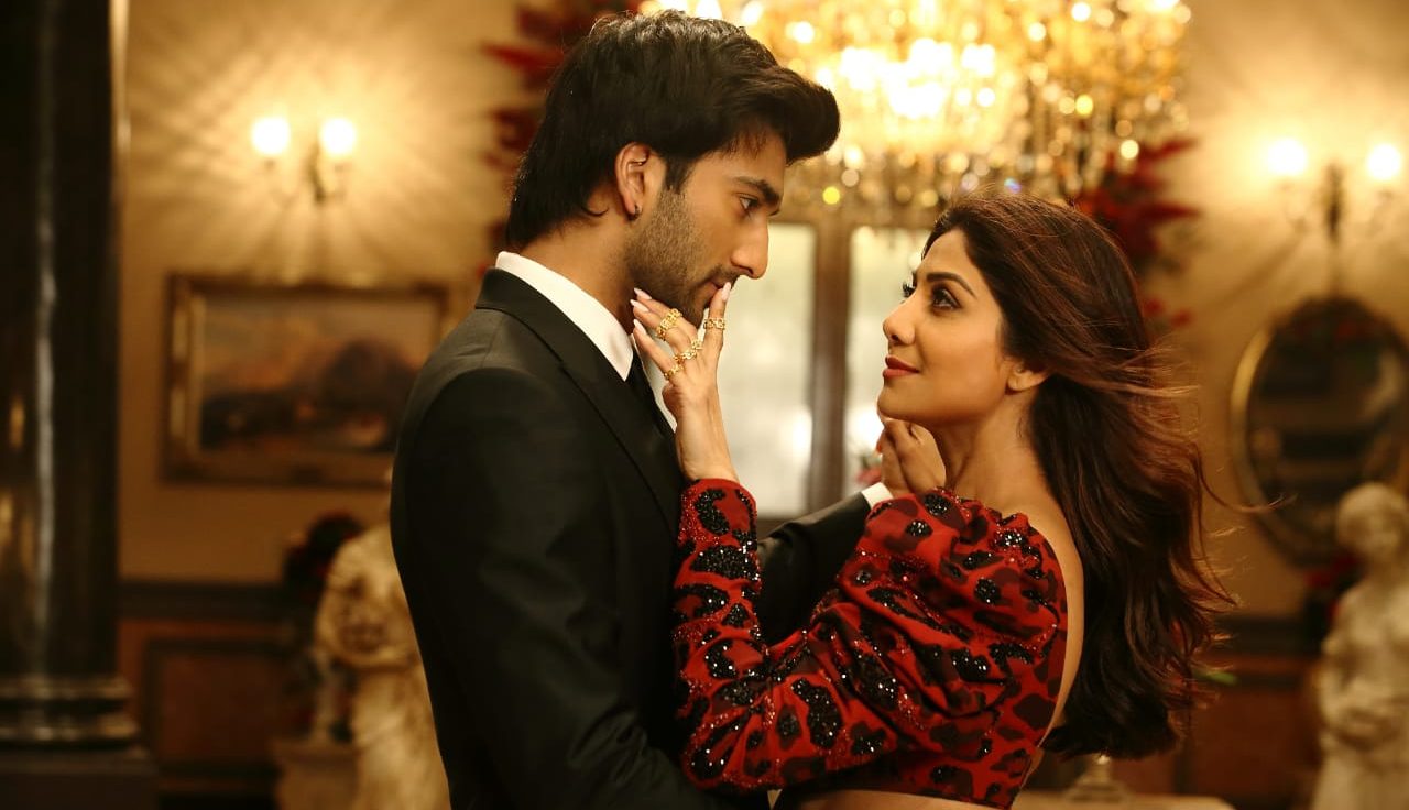 ‘Hungama 2’ actor Shilpa Shetty is the only actress to ha ve been a part of the remake of her own chartbuster song!