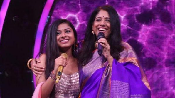 Kavita Krishnamurthy and II12’s Arunita Kanjilal sing an energetic duet!