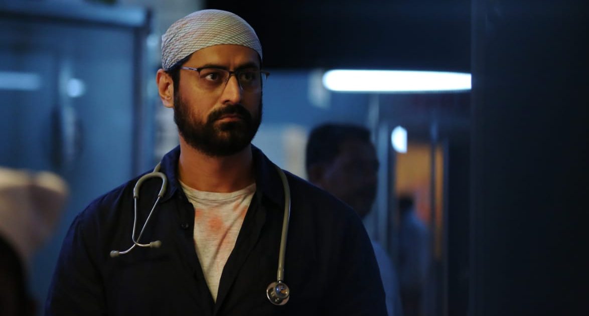 Mumbai Diaries 26/11 actor, #MohitRaina reminisces about his Medico father and  other frontline workers!