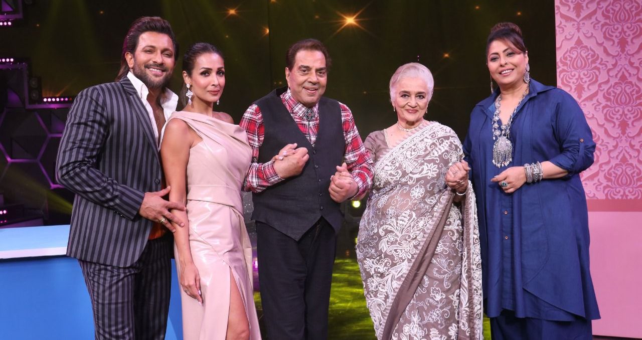This weekend, enjoy retro vibes on Sony TV’s India’s Best Dancer 2 as yest eryear and legendary actors Dharmendra Deol and Asha Parekh grace the show!