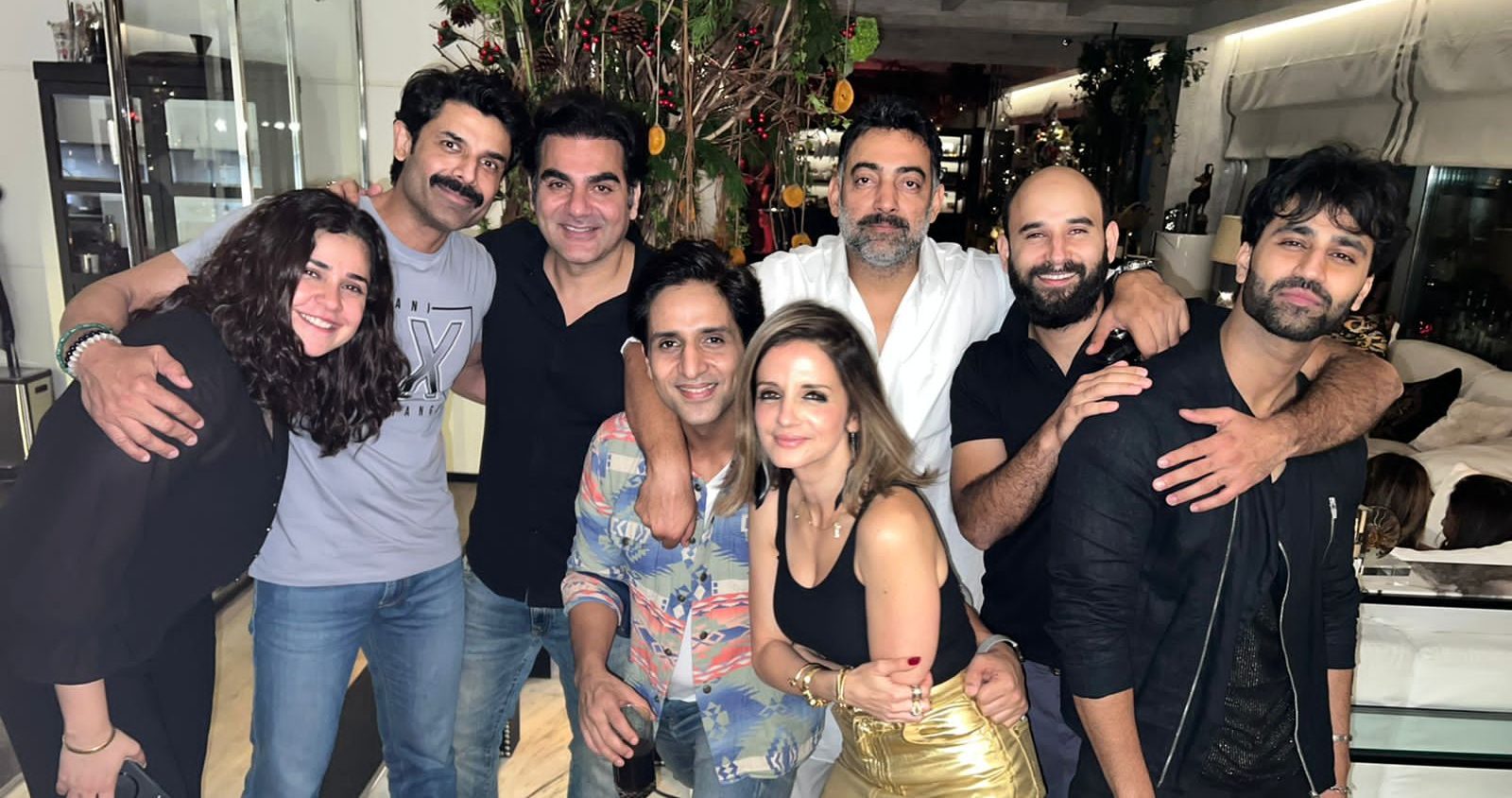 Starry affair at Arslan Goni’s birthday get-together!