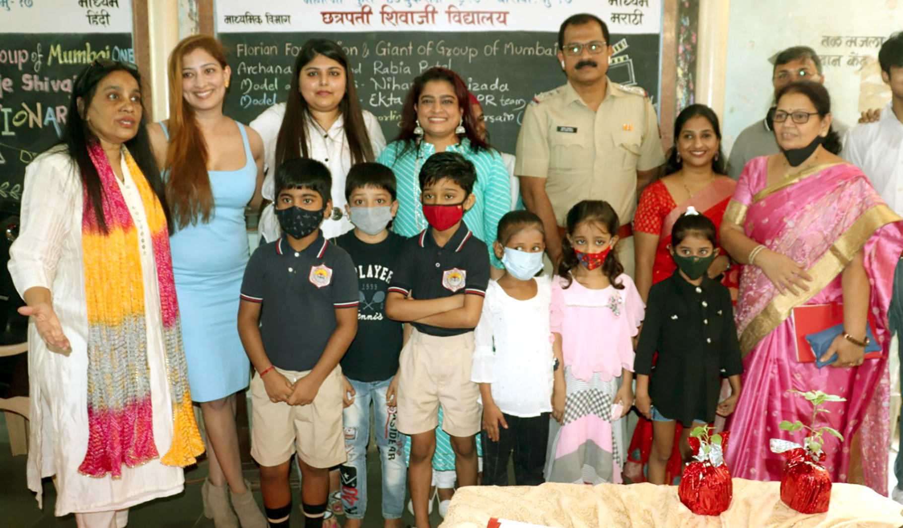 Archana Jain distributes school kits to 200 children, actors Niharica Raizada and Ekta Jain join in!