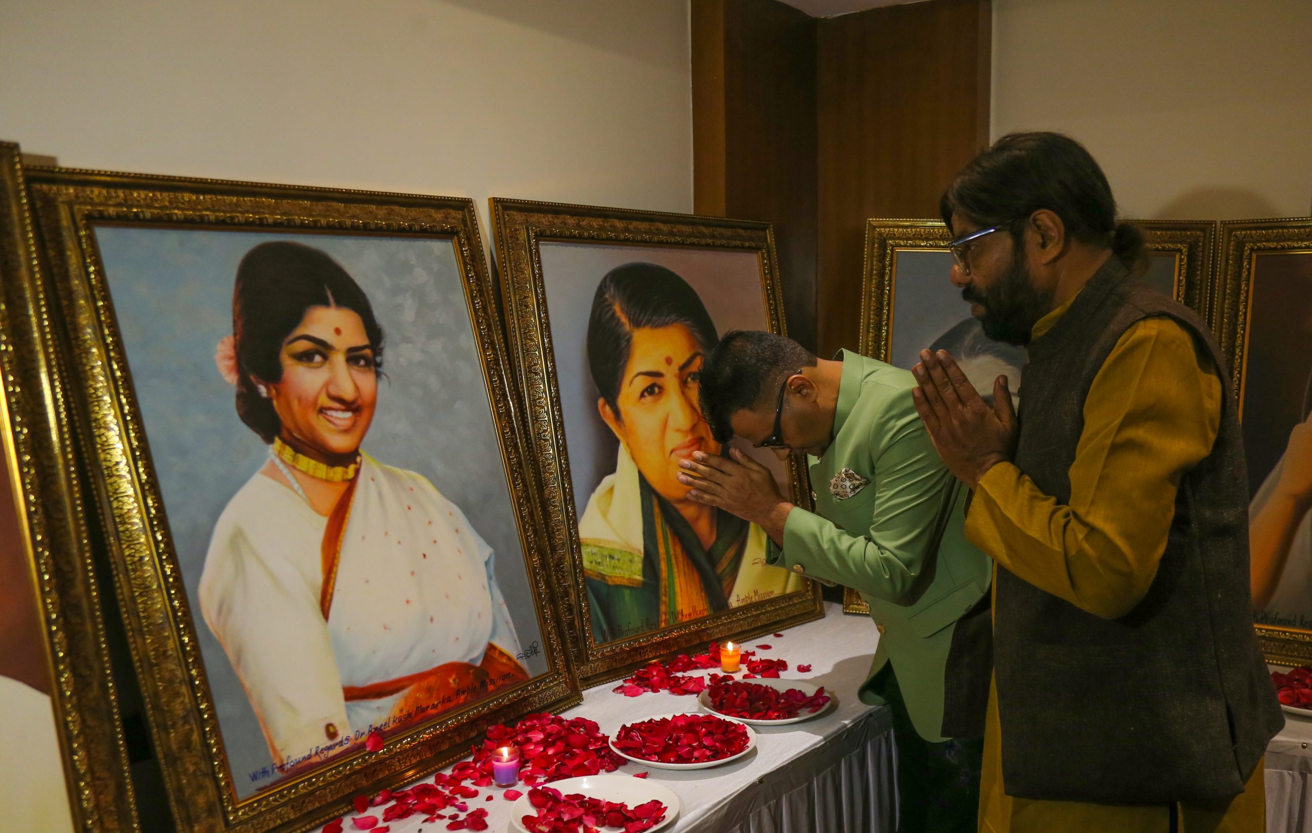 Philanthropist Dr. Aneel Kashi Murarka donates Lata Mangeshkar Art Collection to raise funds to support CPAA!