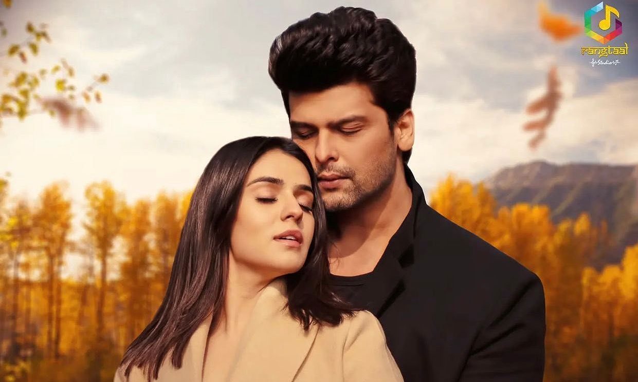 Sidhika Sharma shares the screen space with the television star #KushalTandon in ‘Numaish’!