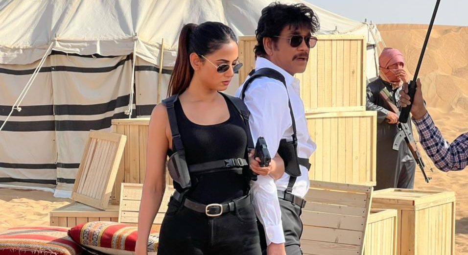 Sonal Chauhan collaborates with Akkineni Nagarjuna in ‘Ghost’, check out the leaked picture!