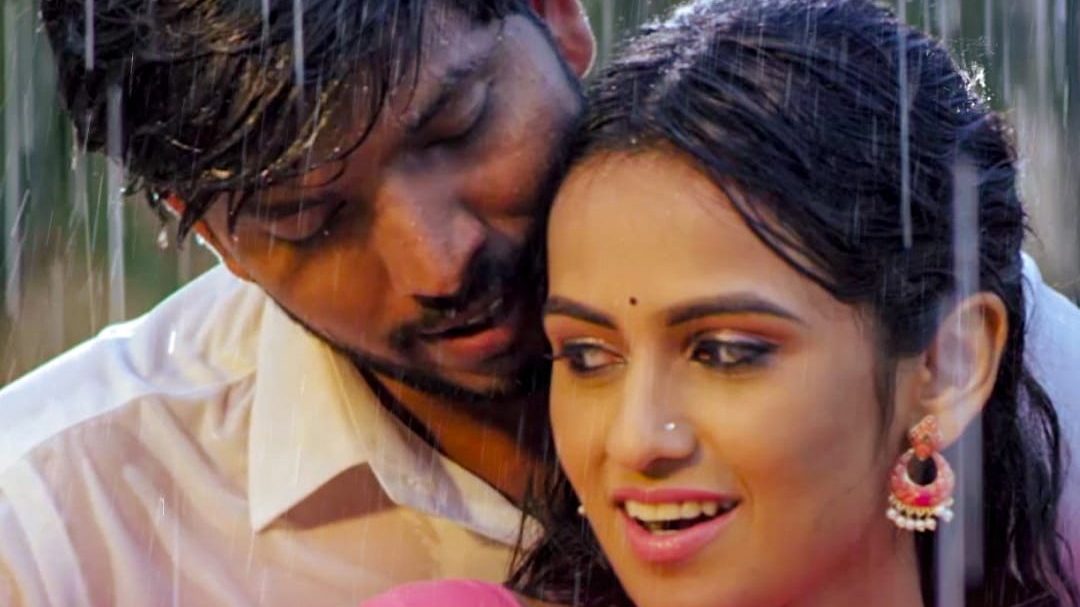 Melodious song ‘Lahar Aali, Lahar Aali Ga …’ from ‘Gulhar’ released!