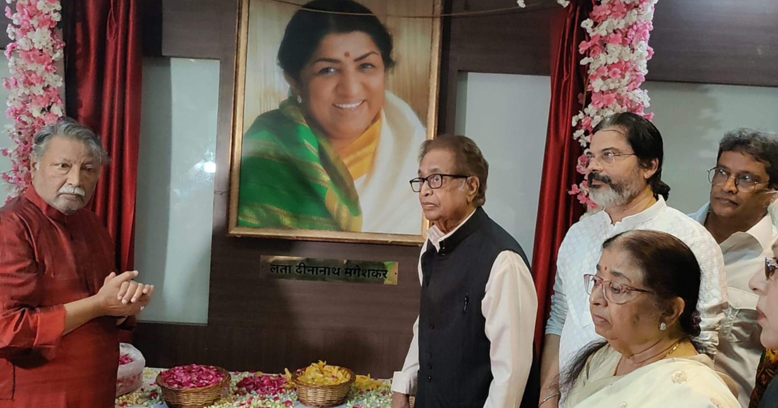 After the demise of Lata Didi, Mangeshkar siblings feel that they have become orphans!