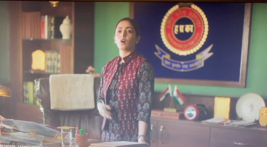 Watch Yami Gautam Dhar getting into the shoes of senior Bachchan in the BTS video of ‘Dasvi’!