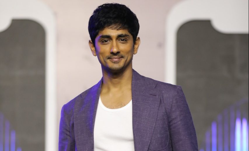 Siddharth shares details about his on screen character in ‘Escaype Live’!