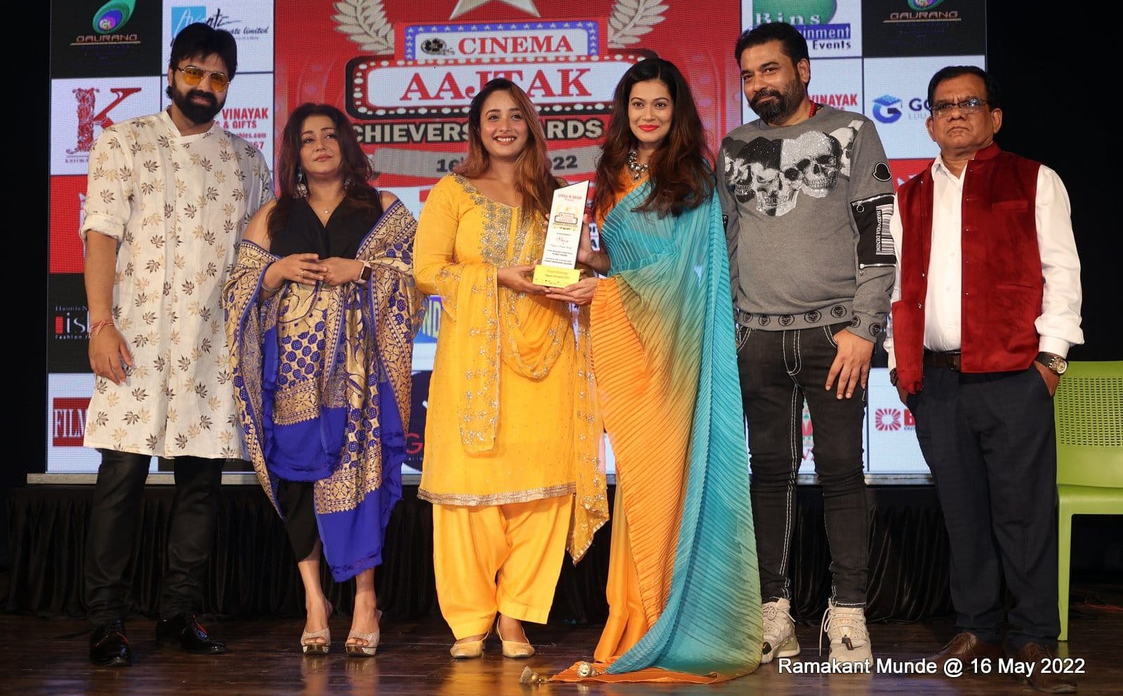 ‘Lioness of OTT’ Payal Rohatgi bags coveted Cinema Aaj Tak Award!