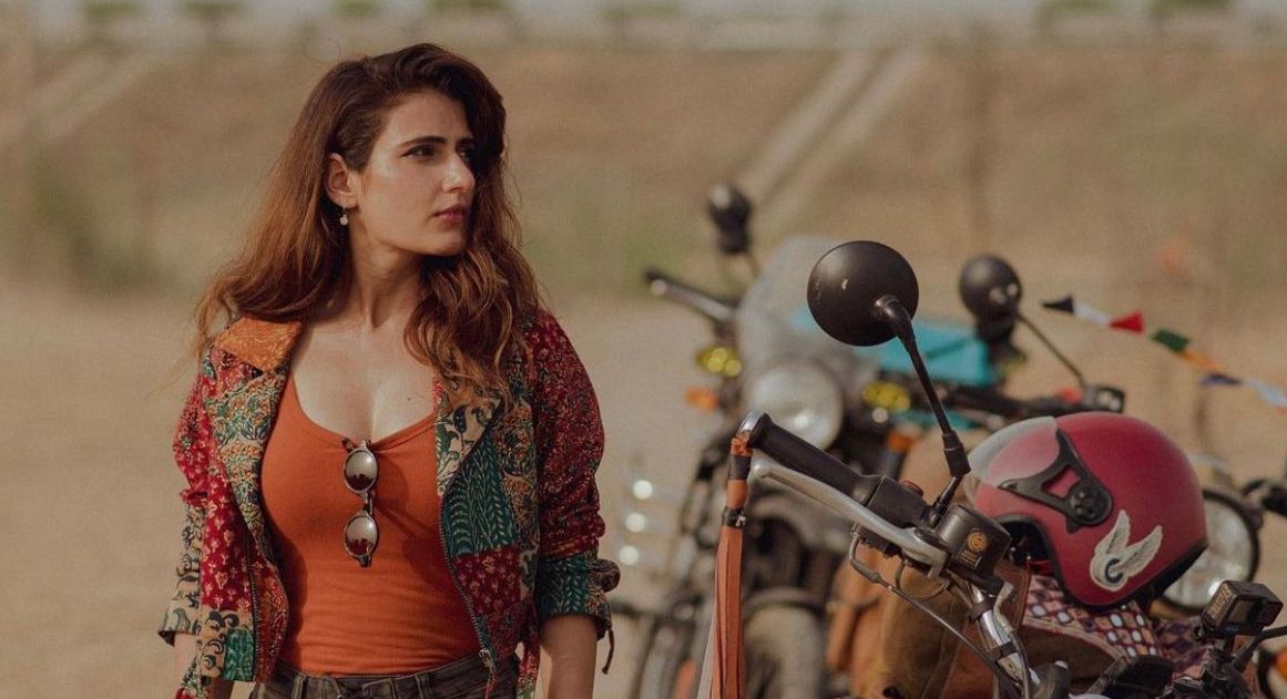 Bollywood’s new #DhakDhak girl is #FatimaSanaShaikh who loves riding bikes!