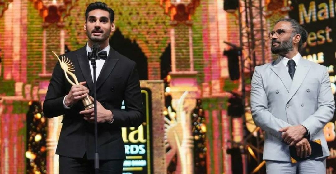 At IIFA awards, Ahan Shetty wins ‘Best Actor Debut’ for ‘Tadap’!