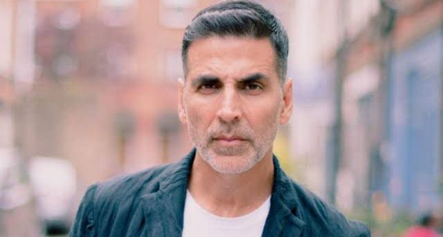 Top Ten Male Stars List features Akshay Kumar!