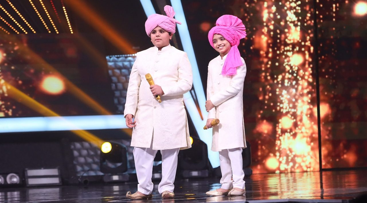 SS2 contestants Pratyush and Rohan win hearts with Big B’s ‘Pag Ghungroo..’ look!