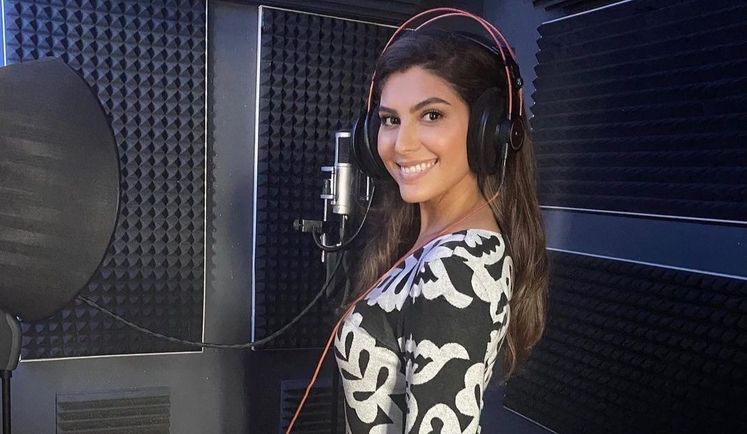 Elnaaz Norouzi is all set to release her debut single this month!