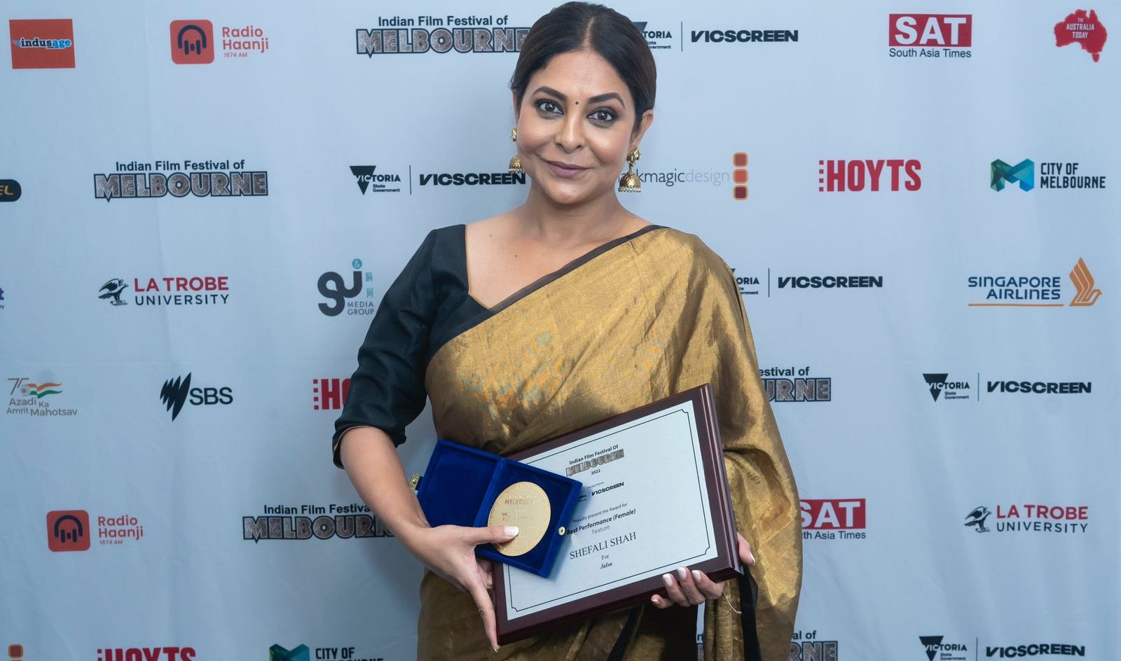 Ranveer Singh, 83, Shefali Shah, Jalsa bag top acting honors at IFFM Awards 2022!