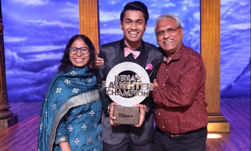 ‘Pomedy King’ Rajat Sood bags  India’s Laughter Champion trophy!
