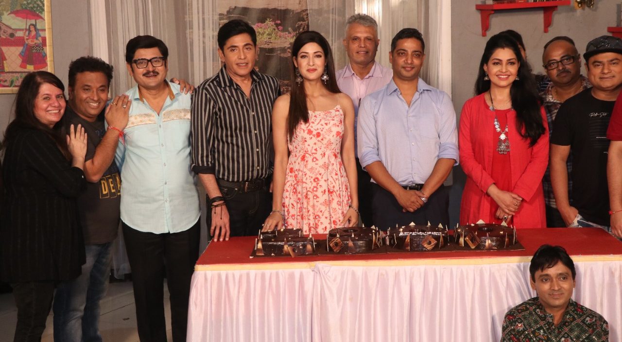‘Bhabiji Ghar Par Hai’ recently completed a new milestone of 1900 episodes, adding another feather to its long list of achievements!