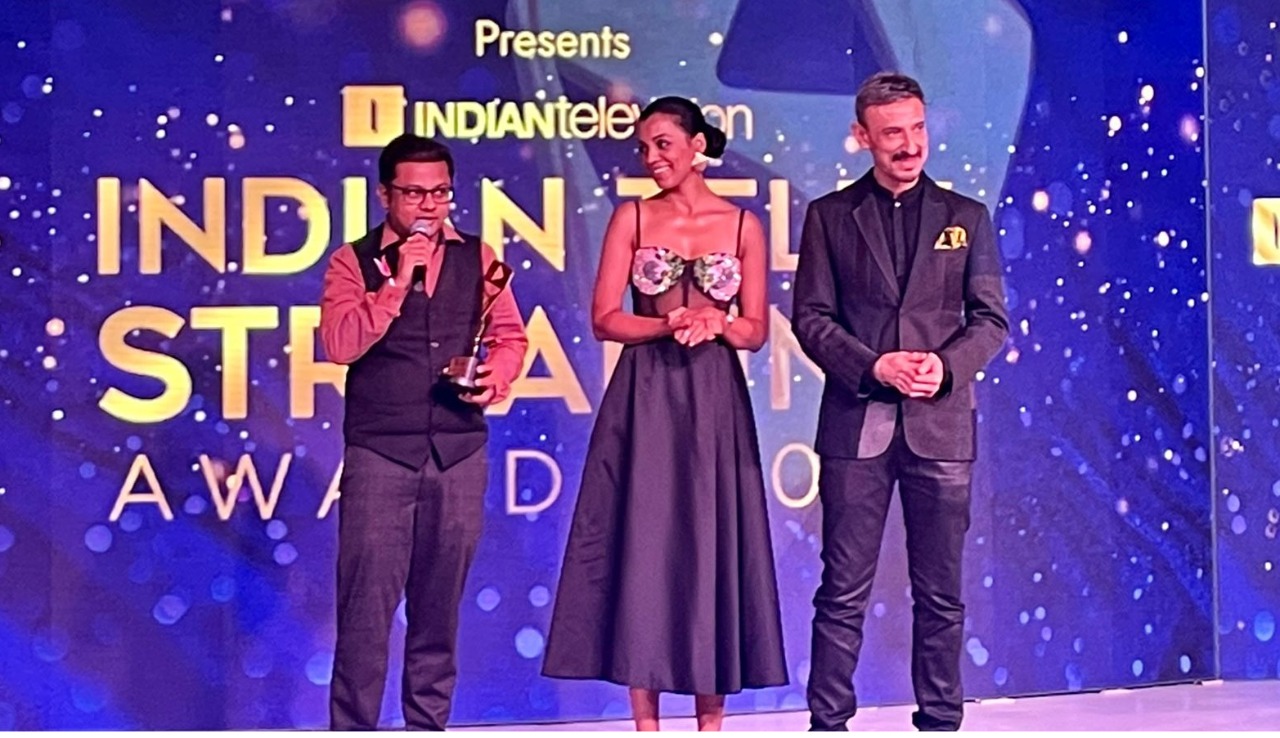 The Indian Telly Streaming Awards 2022, Human bags trophies in 5 different categories!