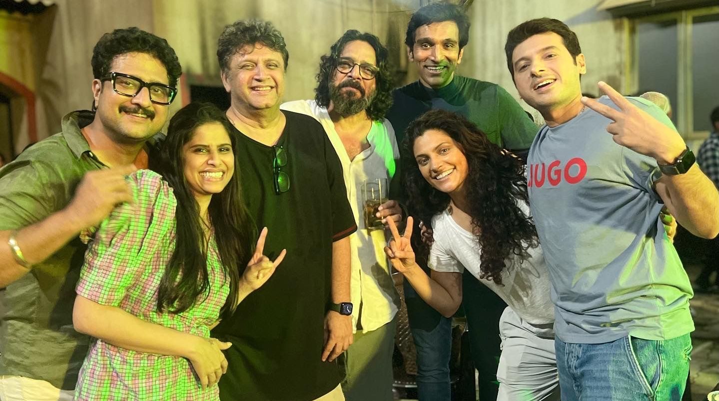 Saiyami Kher posts, “It’s a wrap on Agni. I never like the feeling of wrapping up a film”!