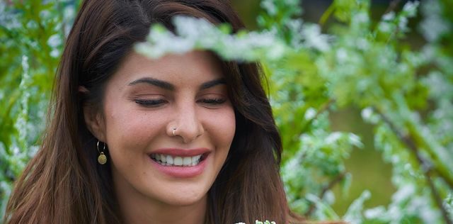 Jacqueline Fernandez looks bewitching in Ram Setu, shares stills of her role from the film!